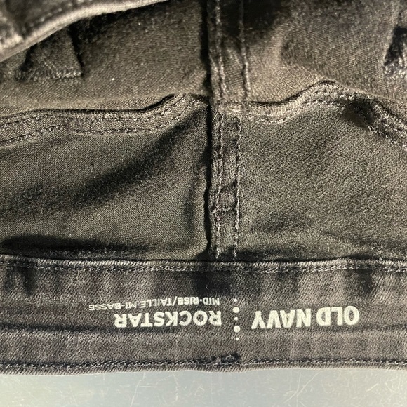 EUC Size 14 Old Navy rockstar Mid-rise denim - Picture 5 of 5